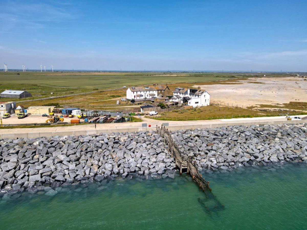 Coastguards Lookout Villa Camber Exterior photo